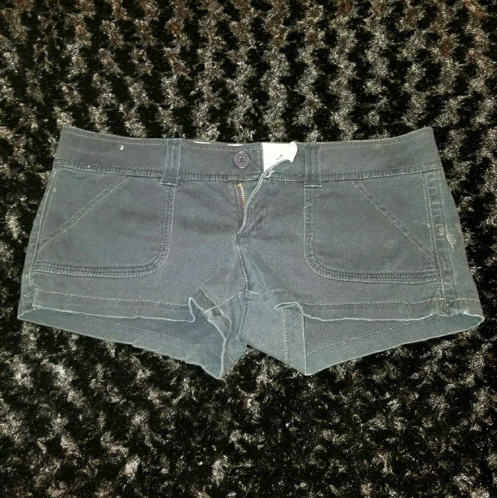 Low rise stretch Hollister shorts